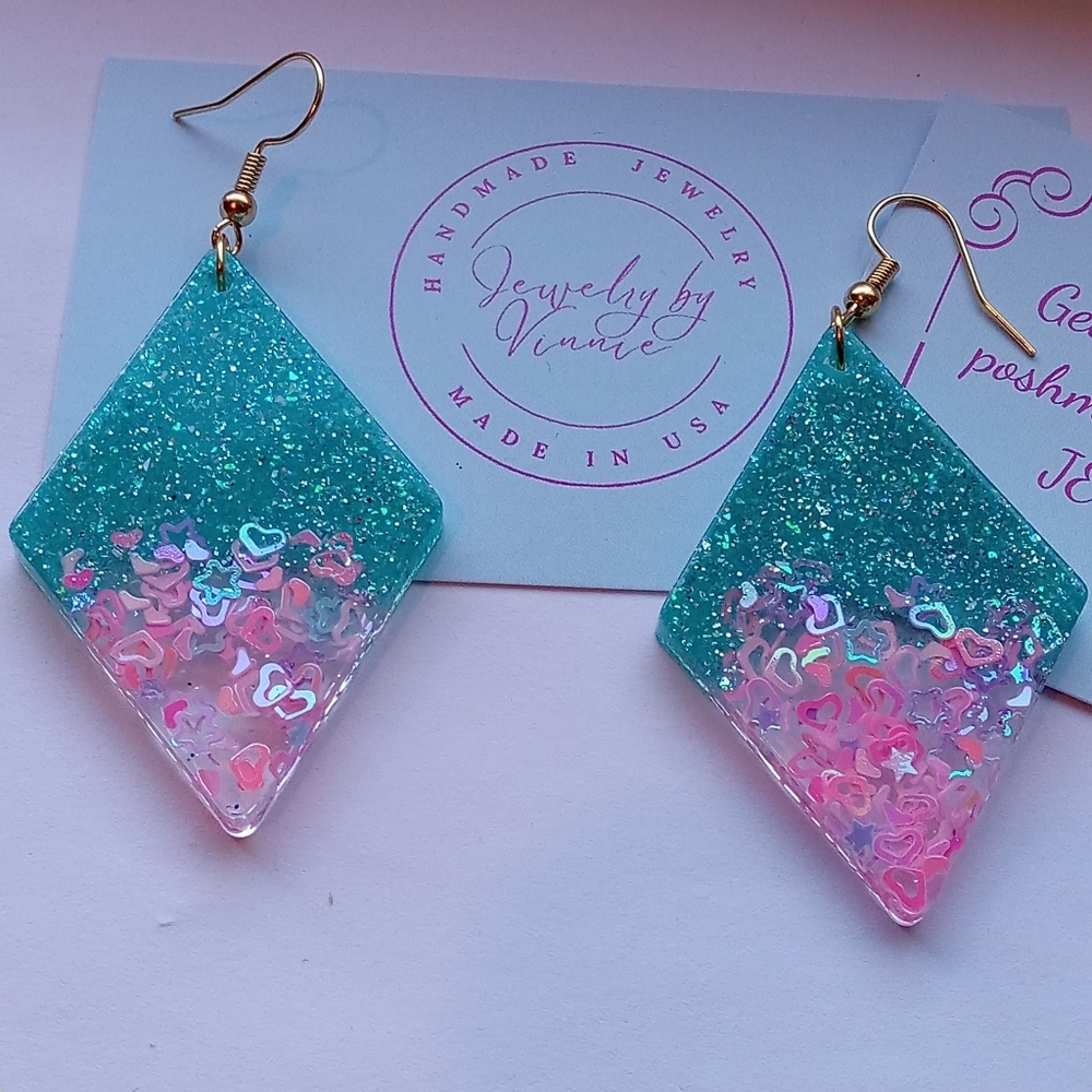 Hand Crafted Pink And Teal Caribbean Sunset Collection Diamonds - Picture 2 of 6